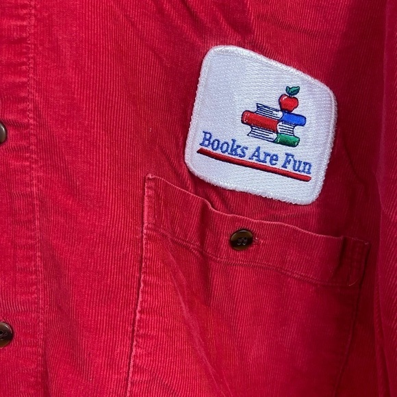 Y2K Vintage Croft & Barrow Cotton Red Corduroy Button Down “Books Are Fun!” - Picture 5 of 6